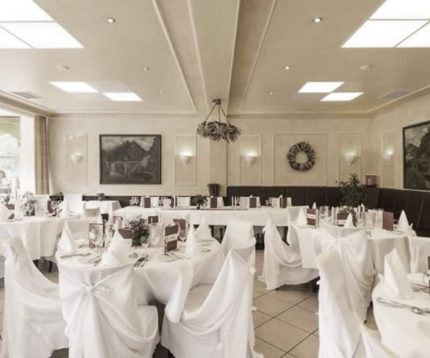 Photobooth Fotobox mieten in Altenahr für Geburtstag Hochzeit Trauzeuge Feier Geburtstagsfeier Weihnachtsfeier